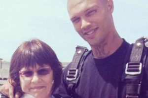 Jeremy Meeks with his Mother