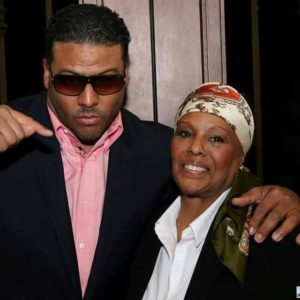 Al B. Sure with her mother