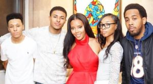 Angela Simmons with her Brothers & Sisters