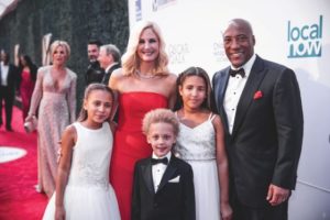 Jennifer Lucas with her husband & kids