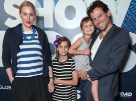 Alice Evans with her ex-husband & daughters