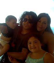 Chris Perez with his kids