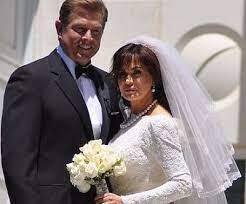 Marie Osmond with her husband Stephen