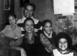 Colin Powell with his wife & kids