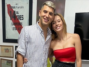 Exequiel Palacios with his girlfriend