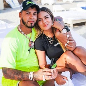Anuel AA with his girlfriend