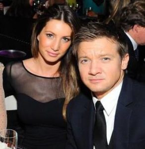 Jeremy Renner with his ex-wife Sonni