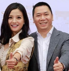 Zhao Wei with her husband