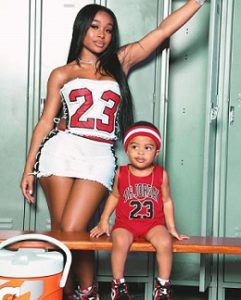 Jayda Wayda with her son