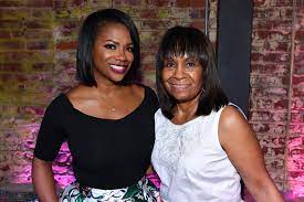 Kandi Burruss with her mother