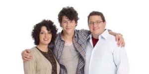 Nick Jonas with his Parents