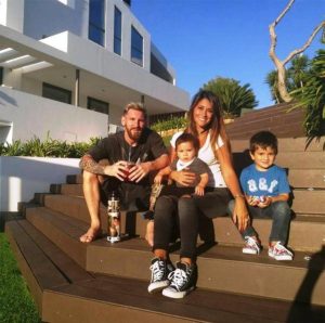 Lionel Messi med Sin Familie
