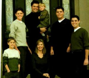 Donny Osmond with his wife & sons