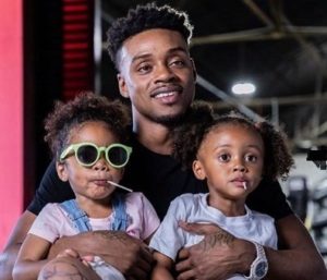 Errol Spence Jr. with his daughters
