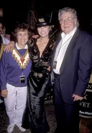 Tanya Tucker with her parents