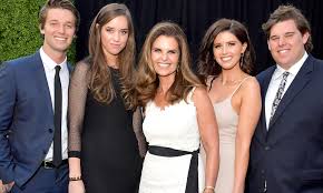 Maria Shriver with her kids