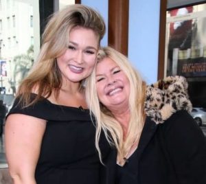 Hunter McGrady with her mother