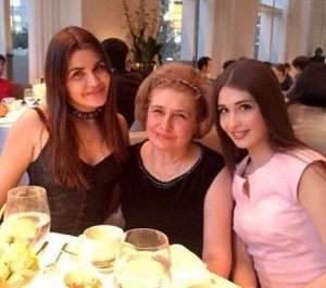 Kseniya Mikhaleva with her mother & sister