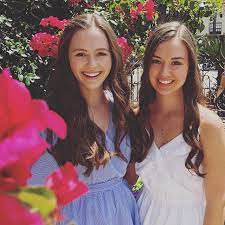 Olivia Sanabia with her sister