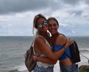 Amanda Anisimova with her sister