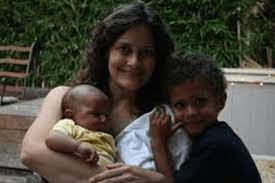 Jana Carter with her children