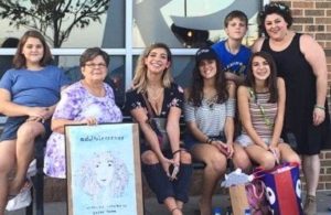 Gabbie Hanna with her family
