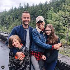 Wesley Chapman with his wife & children