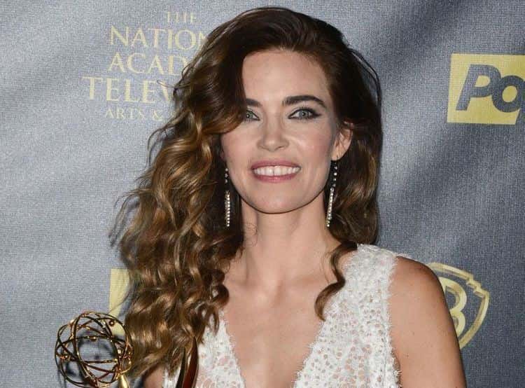...she is extremely beautiful and she is none other than ‘Amelia Heinle’ wh...