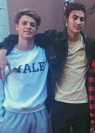 Jace Norman with his brother
