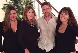 Ryan Phillippe with his mother & sister