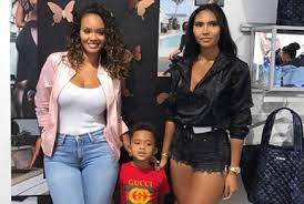 Evelyn Lozada with her children