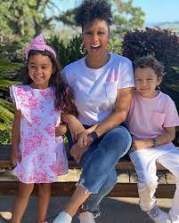 Tamera Mowry-Housley with her kids