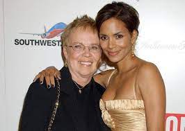Halle Berry with her mother