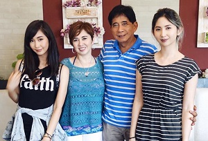 Alodia Gosiengfiao with her family